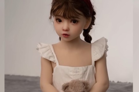 Shein envolvida em polémica após vender bonecas com caráter pedopornográfico